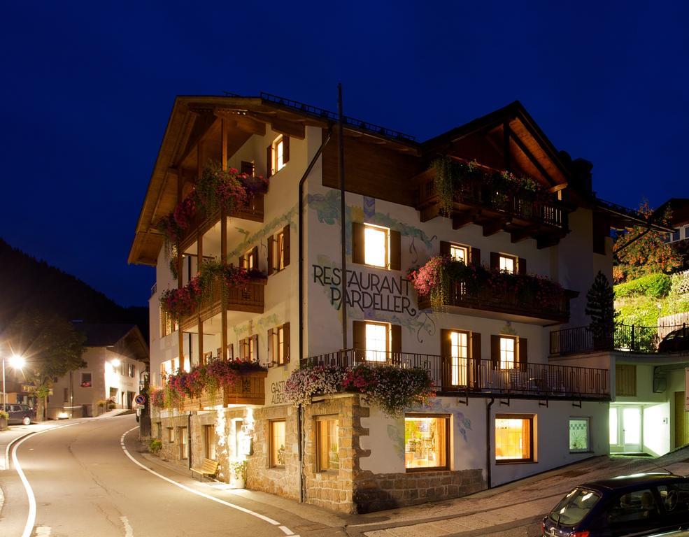 Hotel B&B Pardeller Nova Levante Exteriör bild