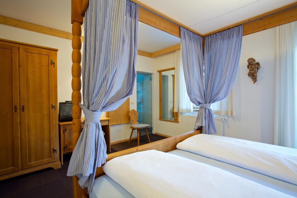 Hotel B&B Pardeller Nova Levante Rum bild
